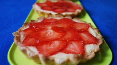 Lagani tart od jagoda – jednostavan recept za sezonski užitak