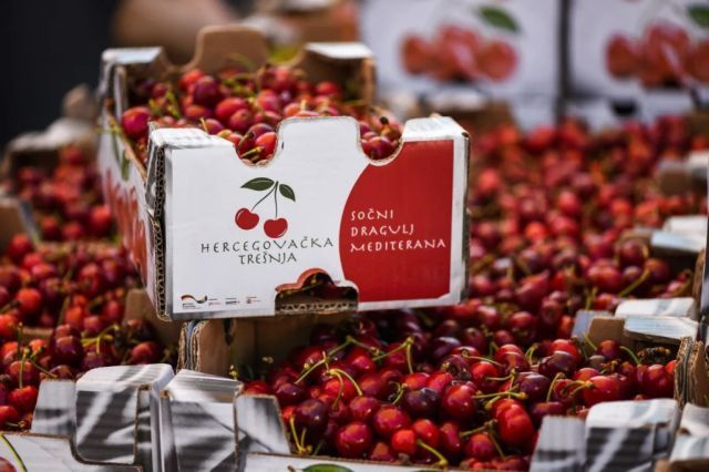 Cijene u BiH nasmijale građane: Prodajem trešnju ili mijenjam za dvosoban stan