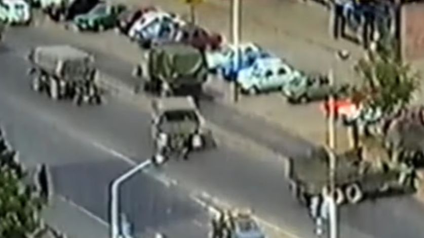 Zajedno s vojnim jedinicama Savezne Republike Jugoslavije, pokušali su upasti u Tuzlu, ali su naišli na snažan otpor.