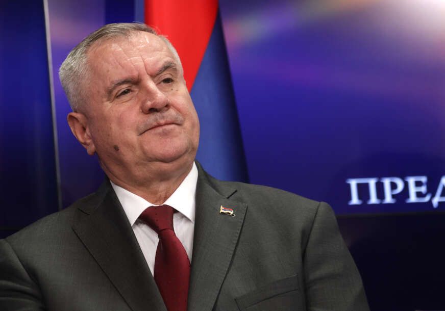 Viškoviću više od 8.000, Krišto šest: Plate političara kao u Švicarskoj, penzije kao u Bangladešu