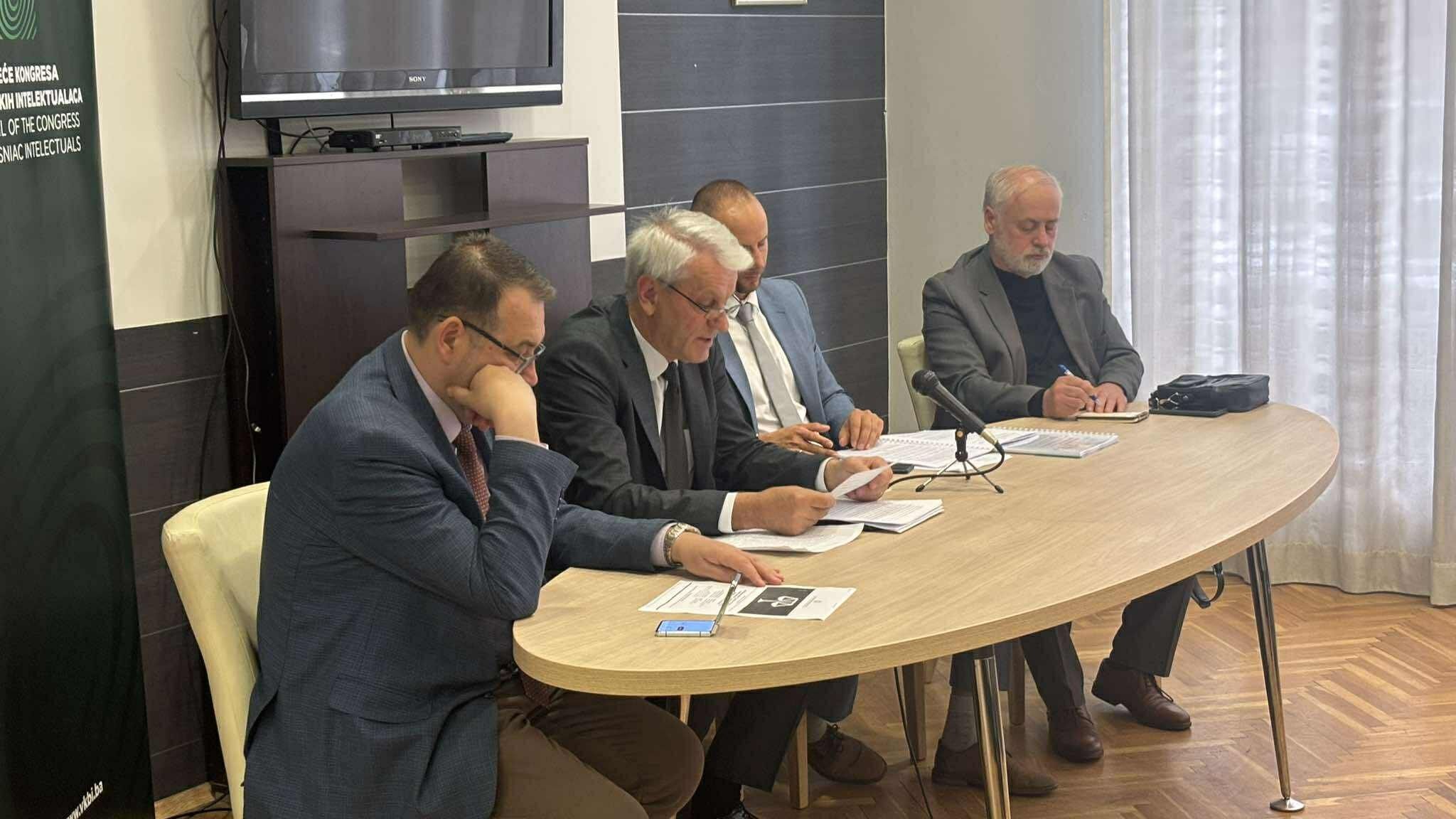 Potreba za ovakvim skupom javila se zbog posljednjih najava za hitne sjednice Predstavničkog doma PSBiH i Doma naroda PSBiH