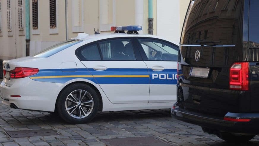 Policija je nekoliko dana nakon ubistva uhapsila osumnjičenog i protiv njega podnijela krivičnu prijavu           
