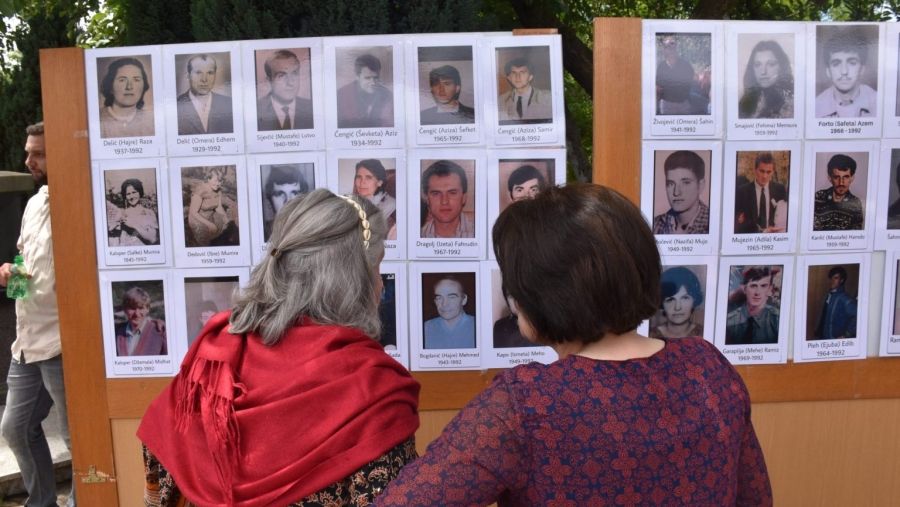 Nadležne institucije i pojednici napokon se moraju pobrinuti o adekvatnim zakonom i sistemskim rješenjima da istina o logorima i logorašima 
