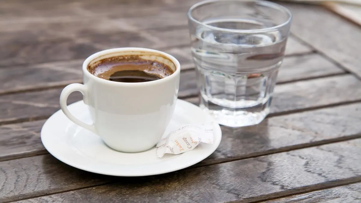 Kako tvrde građani Banje Luke, istu kafu produženu s mijekom, platili su po različitim cijenama