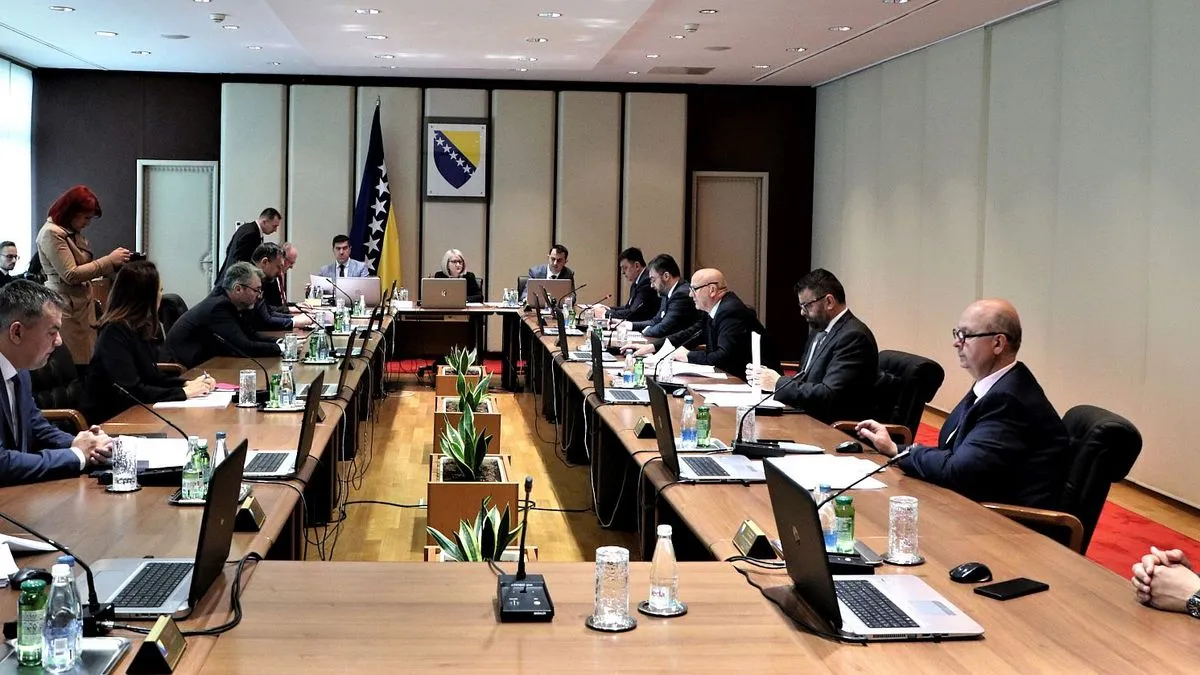 Državni posao: Trojkin bager za SNSD zakazao, ali nije metla za Bošnjake