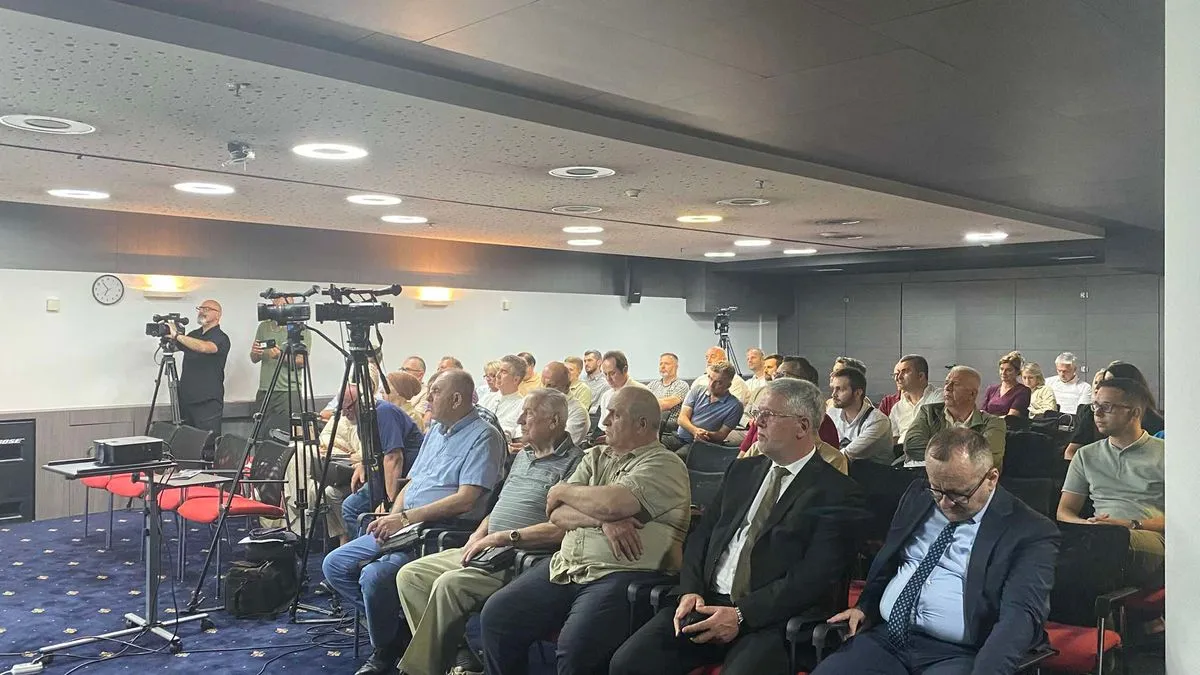 Bošnjačka zajednica kulture Preporod prolazi kroz određene promjene: Održao se okrugli sto