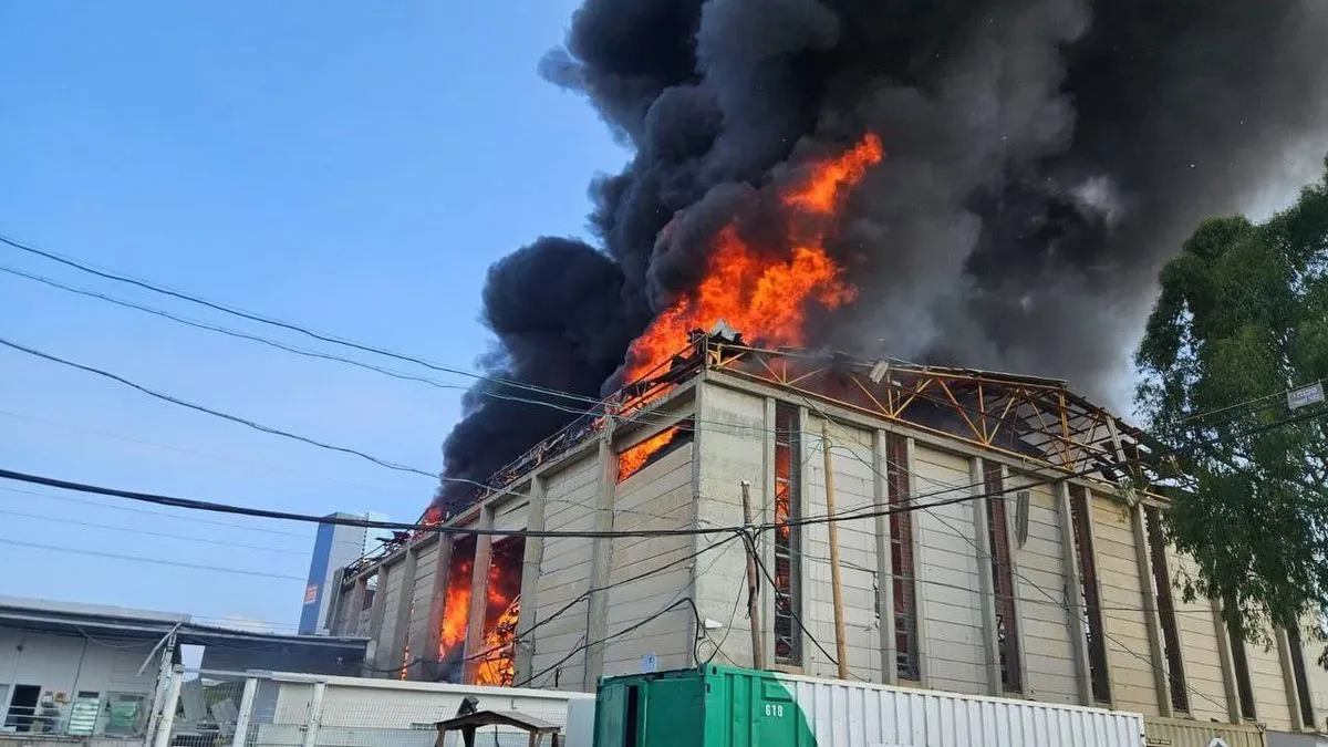 Ranije su izraelski izvještaji opisali udar rakete u centralnom obalnom gradu Herzliyi kao ciljanje osjetljive lokacije