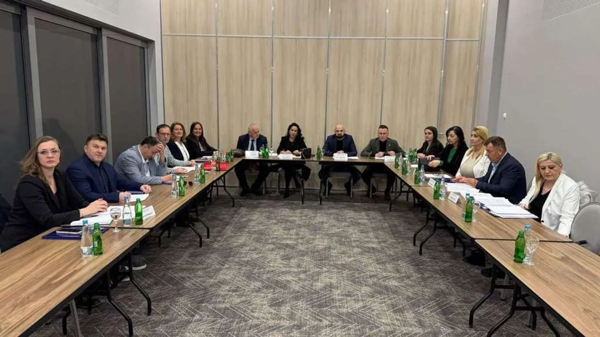 Obećali smo zakonit i transparentan rad, poručio je ministar Isak