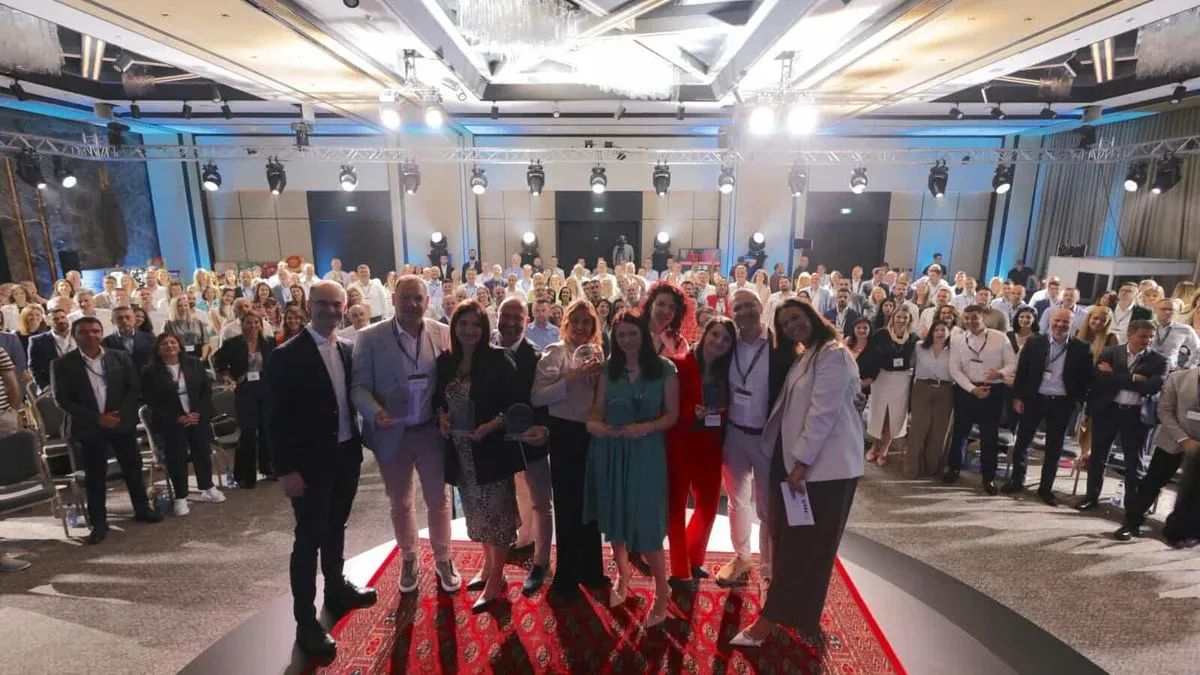 „Ascend 2030“ je novo poglavlje u poslovanju Nelt Grupe i simbolizuje ambiciju kompanije da se uzdigne na još viši nivo efikasnog, odgovornog i održivog poslovanja 