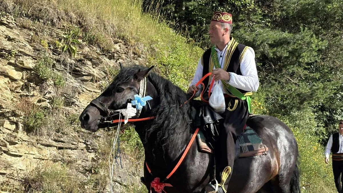 Ajvatovica je najveće dovište muslimana u Evropi i jedno od najstarijih u Bosni i Hercegovini.