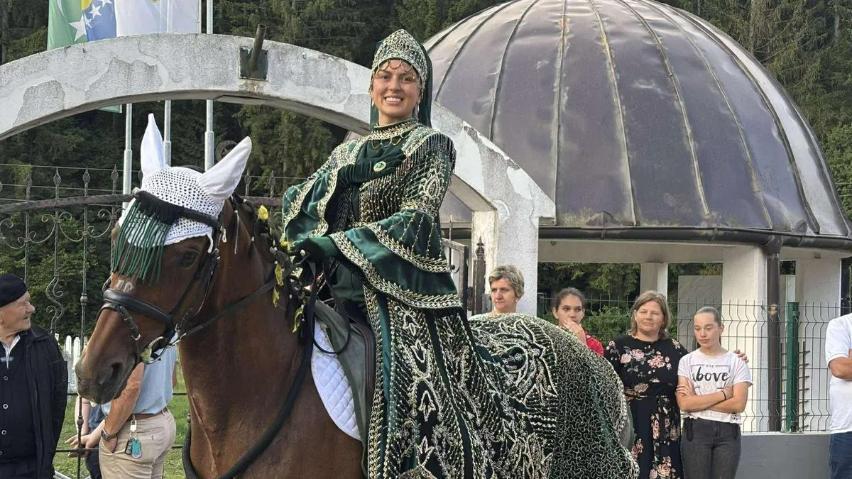 Ajvatovica je najveće dovište muslimana u Evropi i jedno od najstarijih u Bosni i Hercegovini.