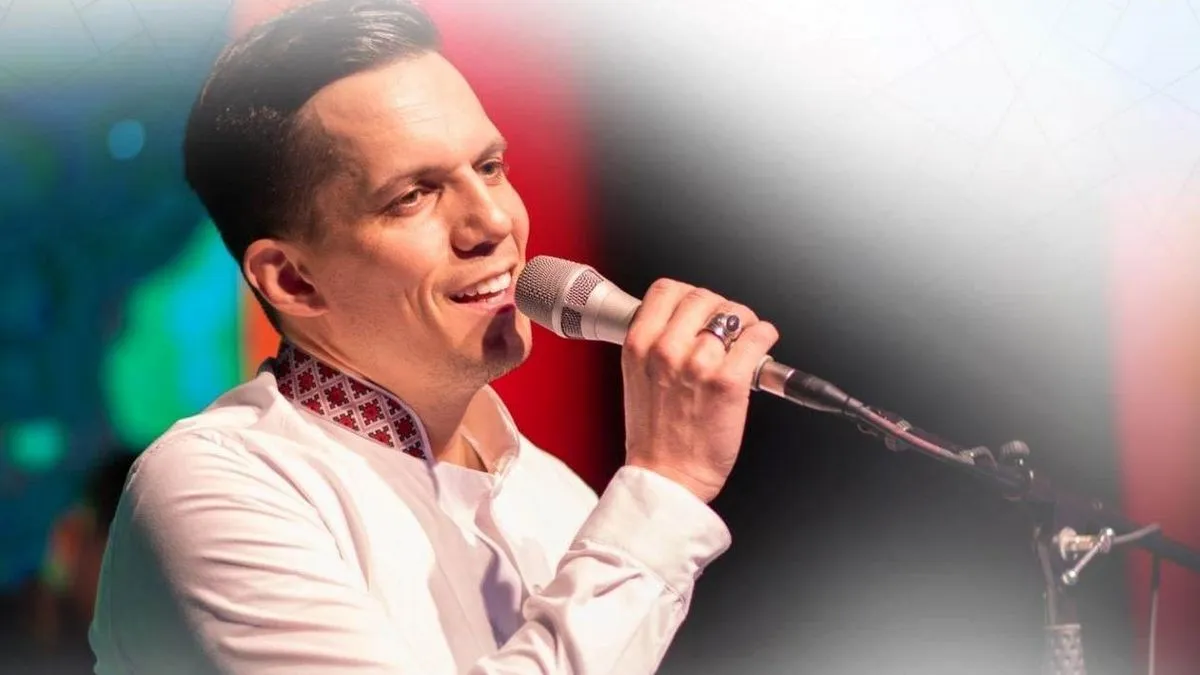 Armin Muzaferija nastupa pod Starim mostom povodom Nove hidžretske godine