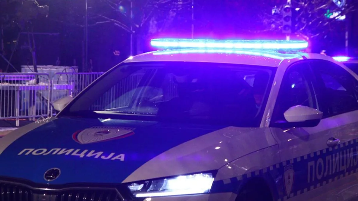 Banjalučka policija je uhapsila S. Š. iz Banja Luke nakon što je usred noći pucao, te mu je oduzet gasni pištolj.
