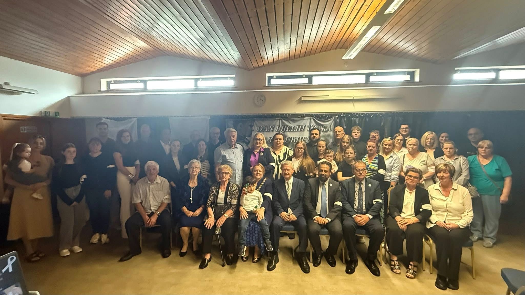 Dan bijelih traka u UK je ove godine snažno povezao zajednice, institucije i međunarodne prijatelje Bosne i Hercegovine u zajedničkom cilju... 