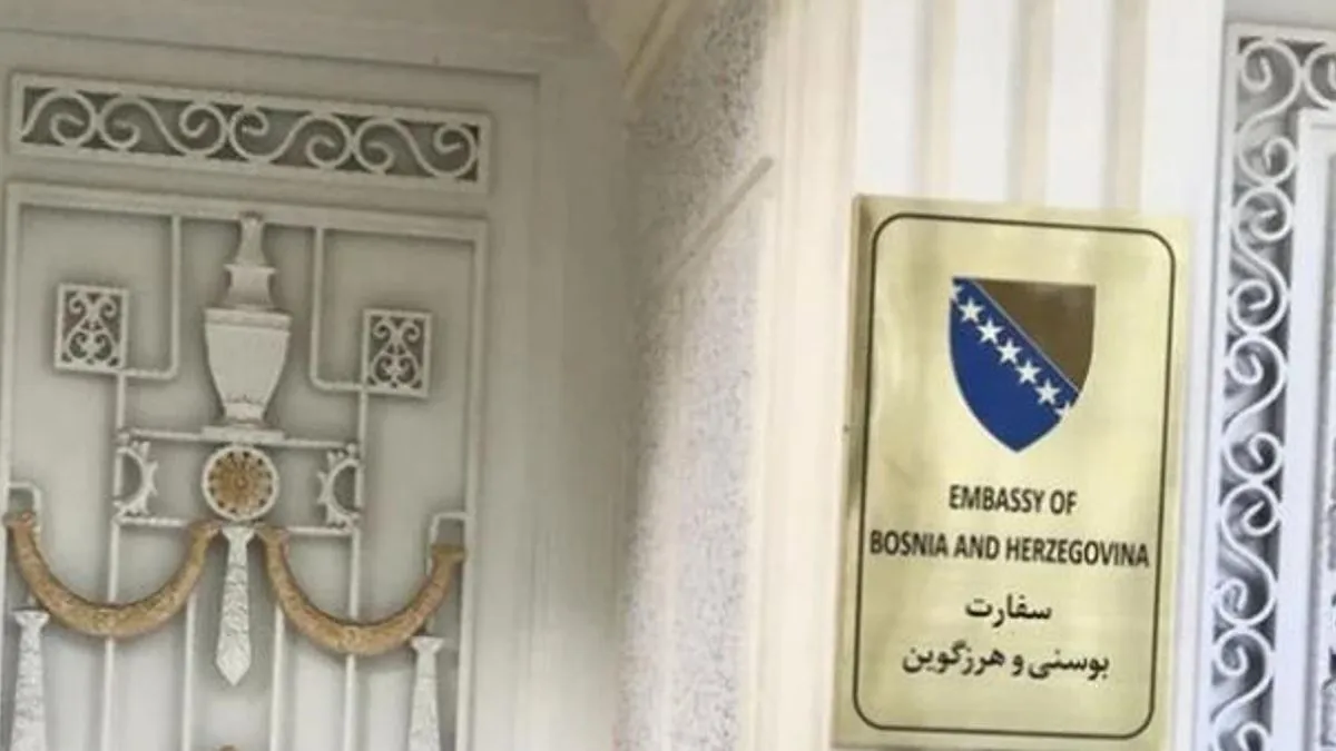 Naložena je hitna i privremena evakuacija osoblja iz ambasada u Teheranu i Tel Avivu