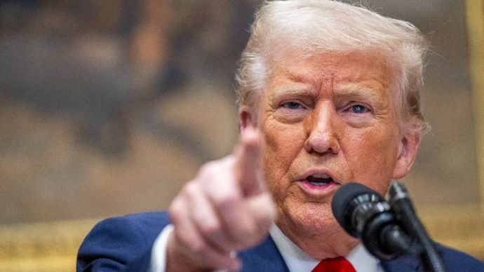 U petom mjesecu Trumpovog boravka u Bijeloj kući ili, kako je neko nazvao predsjednika na TV kanalu, velikim narandžastim momkom. 