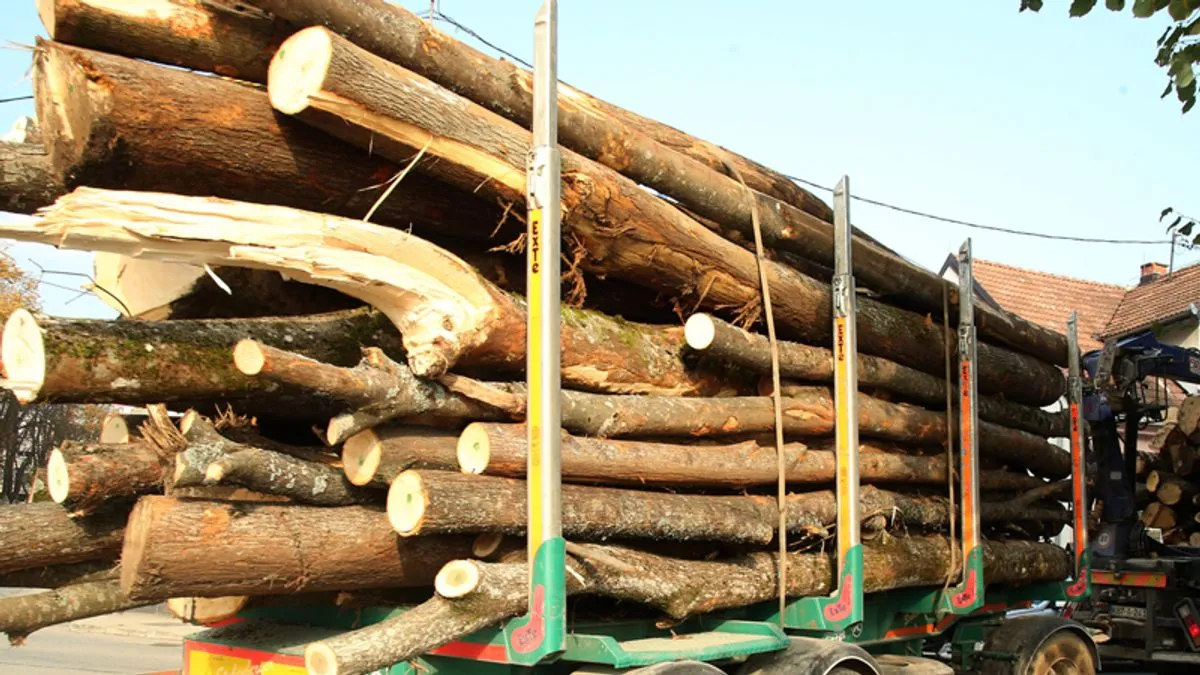 D. P. (59) iz Foče je radnik koji je nastradao jučer u mjestu Izgori kod Gacka, potvrdio je Srđan Vukanović, portparol Okružnog javnog tužilaštva (OJT) Trebinje.