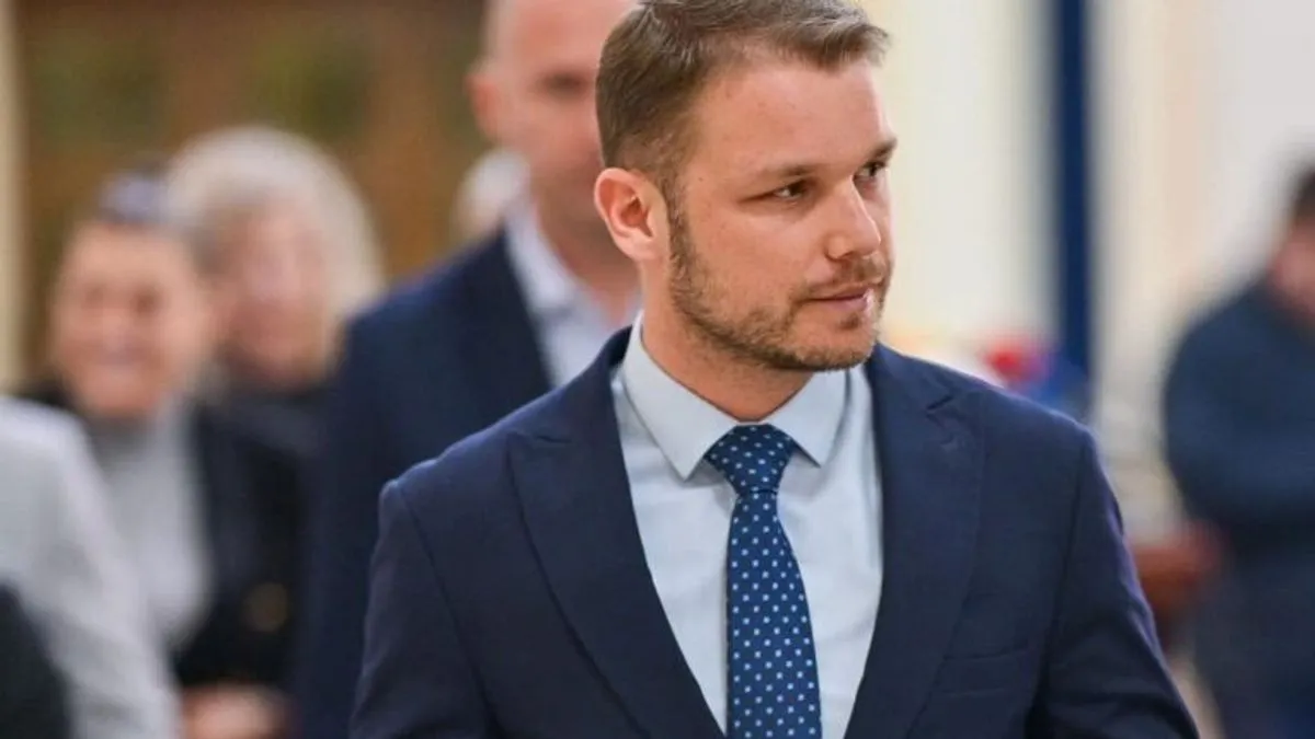 Nastavit ćemo našu borbu za zdrav i perspektivan grad”, dodao je Stanivuković.