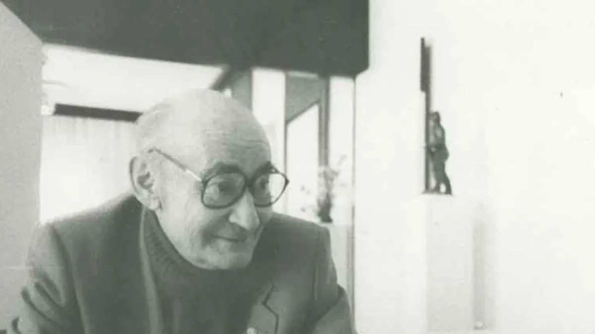 Jedan je od osnivača preduzeća Elektroprojekt (1951), iz kojeg uskoro nastaje regionalni gigant Energoinvest koji je djelovao u cijelom svijetu te Collegium Artisitcuma 