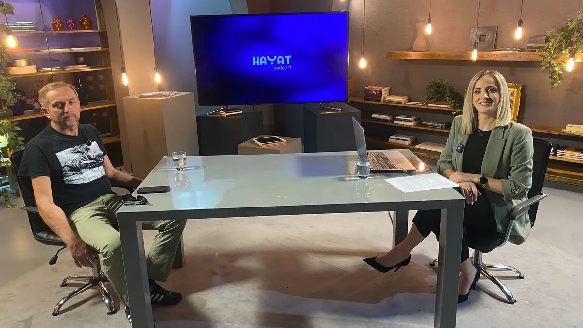 Šehić u Hayatovom podcastu: Knjiga je knjiga, ekran ne miriše