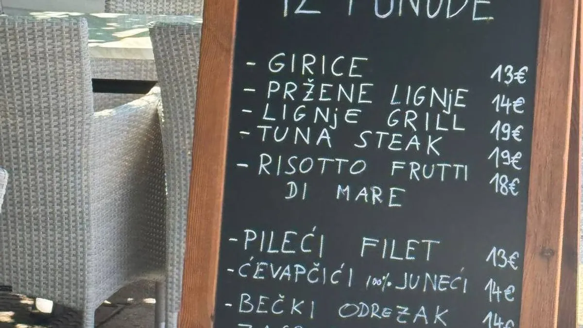 Kafa je dva eura, pivo od pola litre pet eura, a ćevapčići čak 14 eura, što je 28 maraka. Rižoto košta 18 eura, što je 36 maraka. Sat parkinga je tri eura