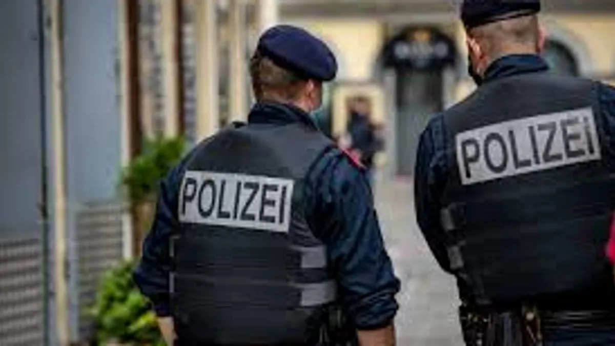 Pripadnici austrijske policije priveli su sinoć 51-godišnjeg državljanina Bosne i Hercegovine koji je tokom svađe flašom povrijedio svog 33-godišnjeg rođaka.