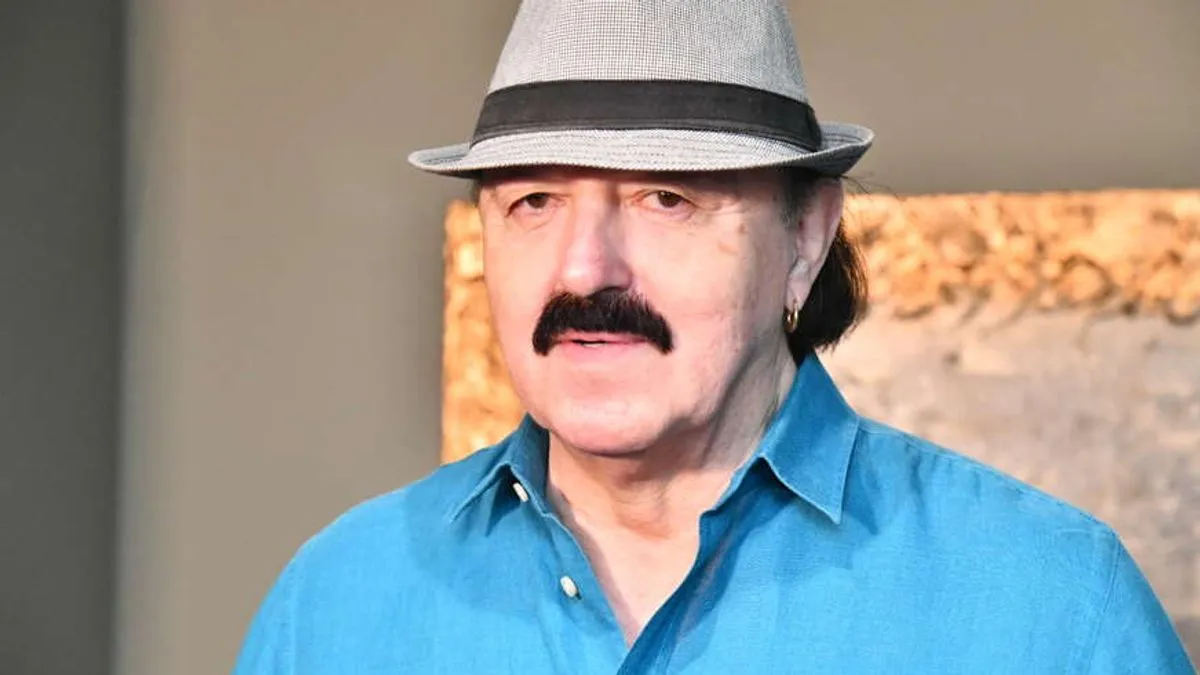 Pjevačica Nataša Alimpić već dvije godine ne krije da je zaljubljena u Harisa Džinovića, te da je on muškarac kakvog je oduvijek tražila.