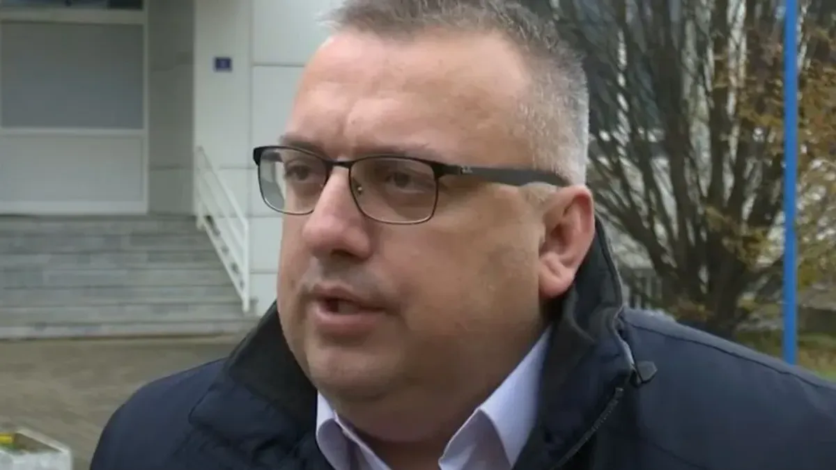 Ništa nas ne čudi, jer su i do sad imali jednu priču za javnost, a drugu za svoje stranačke poslušnike, kazao je v. d. predsjednika SDS-a