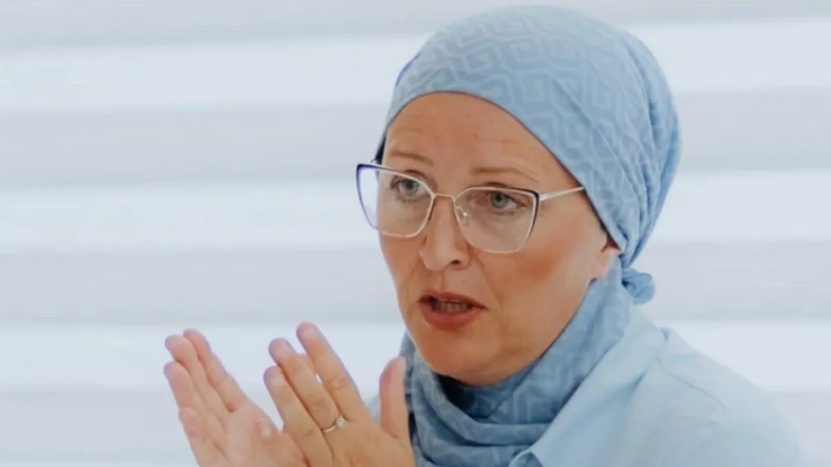Zuko smatra da opstruisanjem usvajanja rezolucije o genocidu u Srebrenici Schmidt bi stao rame uz rame sa negatorima genocida.