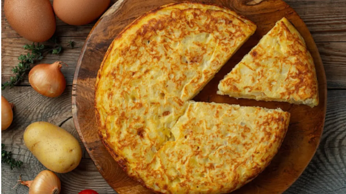 Tradicionalno je bosansko jelo. Potiče još iz osmanskog doba, a zbog njene relativno lake pripreme je jedno od osnovnih jela starobosanske kuhinje