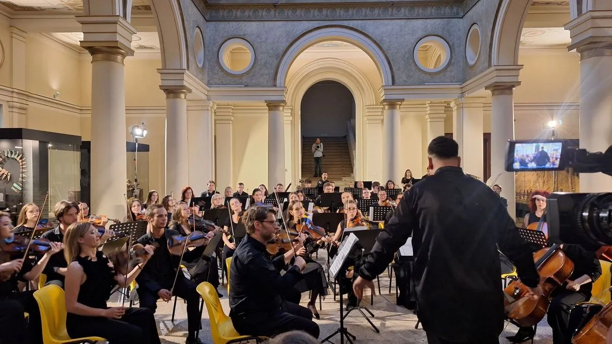 Bio je to trenutak koji nije bio samo koncert, već emocionalna freska sedam decenija stvaranja, borbe, predanosti i muzike kao najčistijeg izraza umjetnosti. 