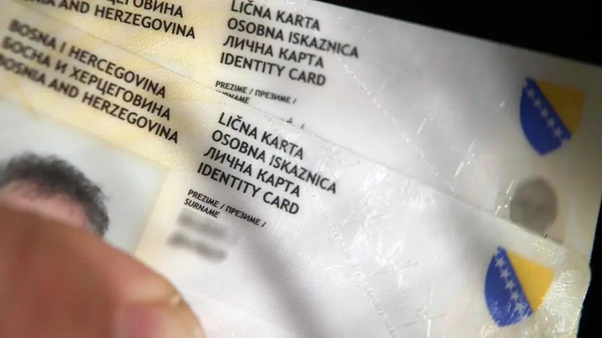 S druge strane, aplikacija SPRINT također je modularna i koristi se za personalizaciju pasoša druge generacije