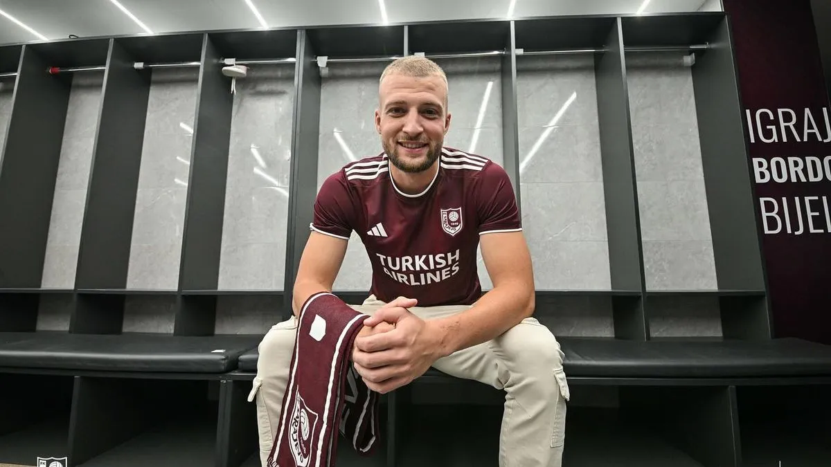 Pejović dolazi iz Mladosti Donja Gorica, a nakon raskida saradnje s bivšim timom, na Koševo stiže kao slobodan igrač.