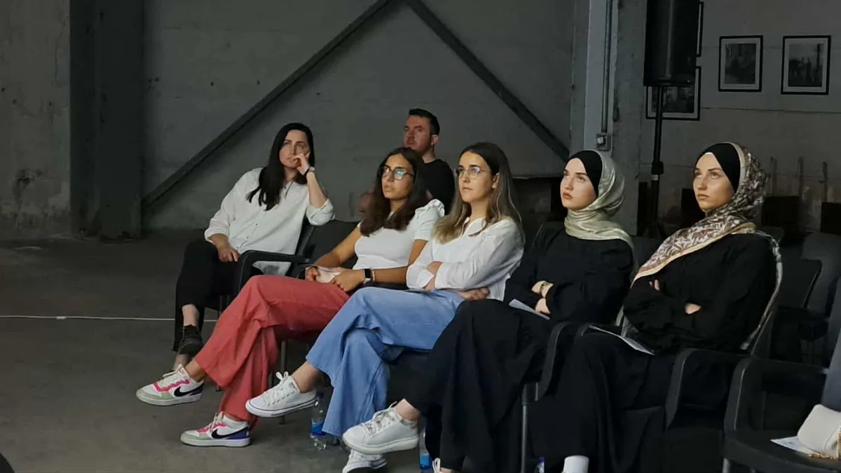 Film 'Zovem se majka' Hayatove novinarke Meline Rašidović prikazan na festivalu SrebrenicaDocs