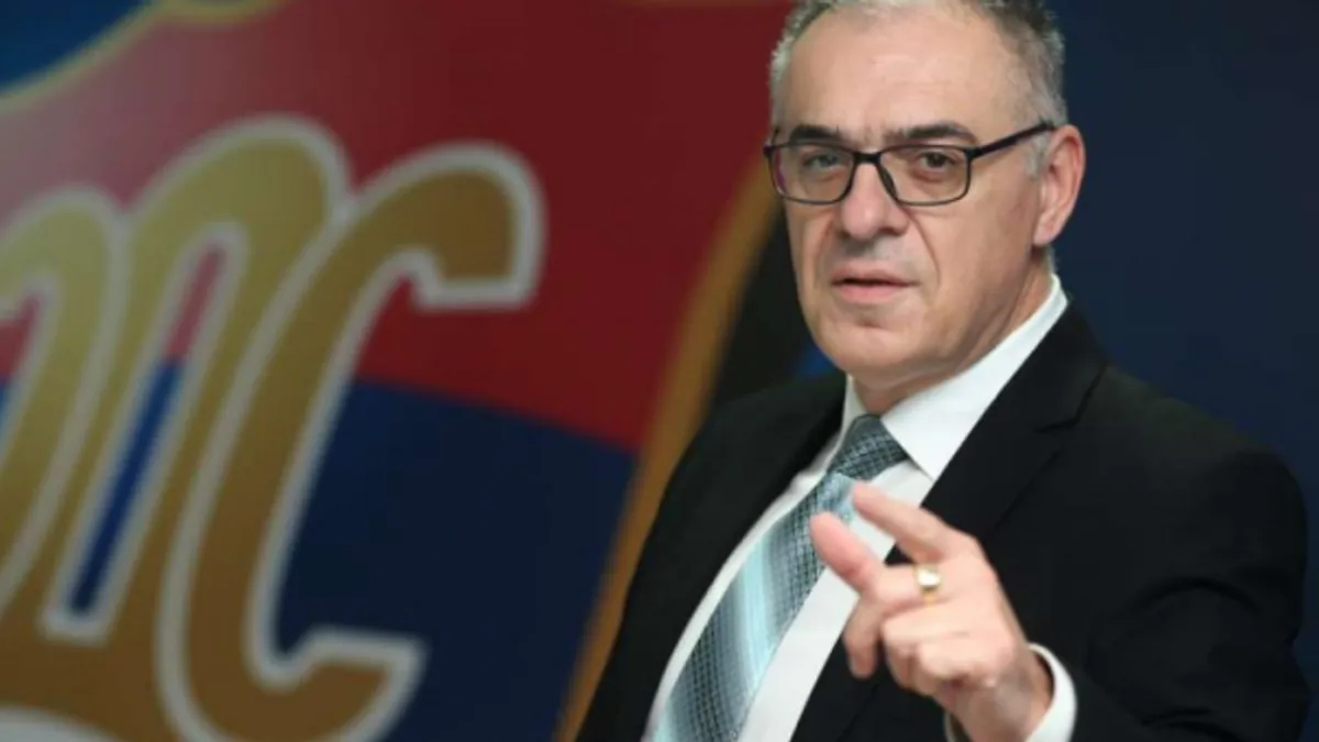Gradski odbor SDS u Tesliću najoštrije je osudio hapšenje lidera stranke i gradonačelnik Teslića, Milana Miličevića i još dva odbornika u današnjoj policijskoj akciji.