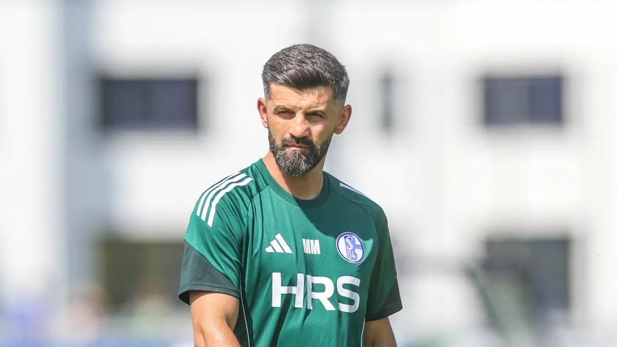 Hadžiahmetović je prvi dio prošle sezone proveo na posudbi u Rizesporu, a na proljeće je bio standardni član istanbulskog velikana