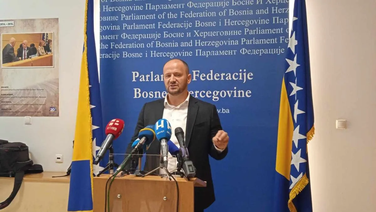 Zakon je neustavan i sutra ćemo podnjjeti apelaciju na usvojeno - kazao je delegat Zukić. 
