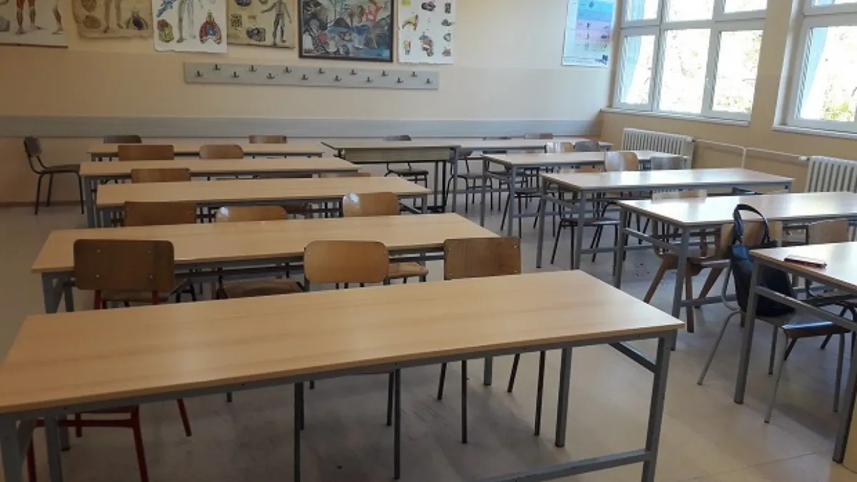 Počeo upis u srednje škole u KS: Šta učenici biraju i koja zanimanja su najtraženija?
