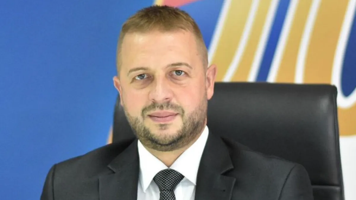 Danas je ispred zgrade Republičkog javnog tužilaštva bh. entiteta RS nekoliko stotina ljudi koji traže puštanje na slobodu predsejdnika SDS  Milana Milićevića 