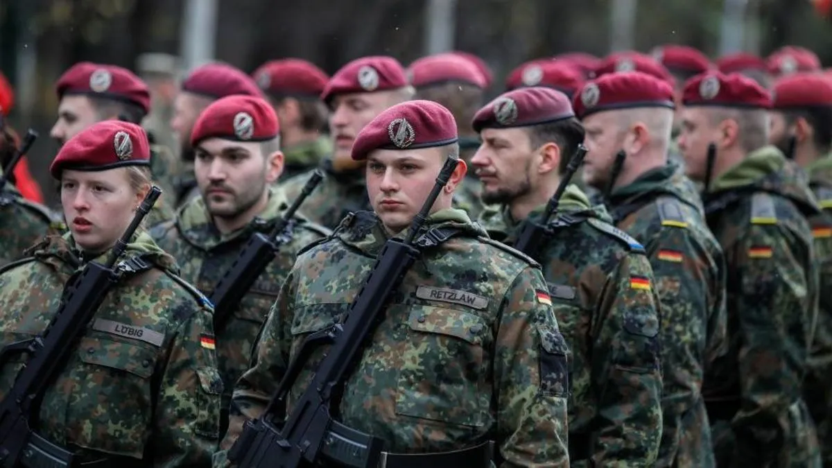 U obuci bosanskih oružanih snaga pomaže 50 njemačkih vojnika, kao i u održavanju regionalne sigurnosti te pružaju savjete i podršku