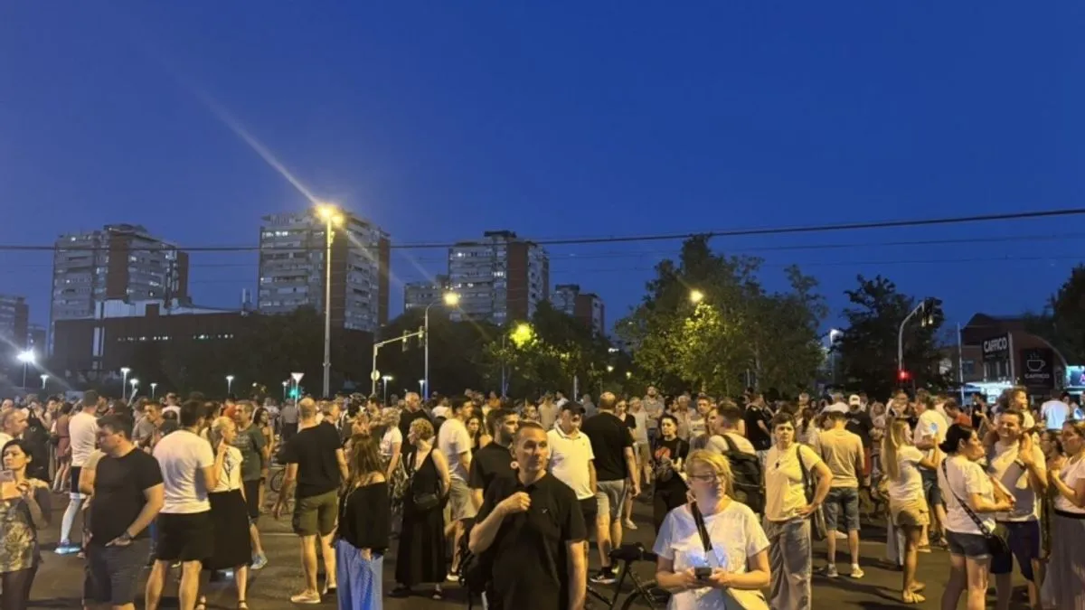 Blokade su trenutno u toku, a saobraćaj je paralizovan u velikom dijelu grada
