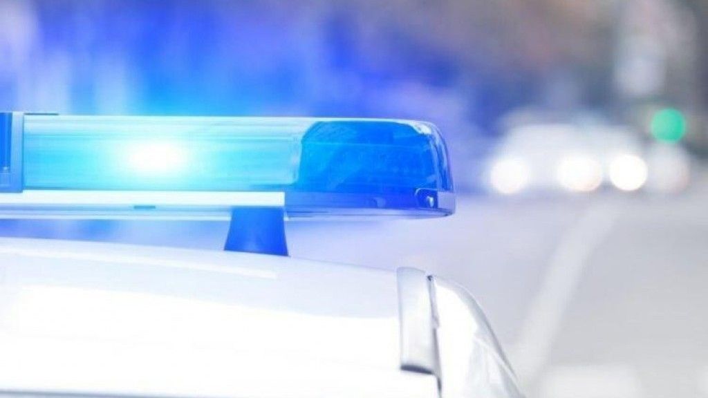 function r(){if(it(n),n.value===Hm){let o=null;throw new D(-950,o)}return n.value}