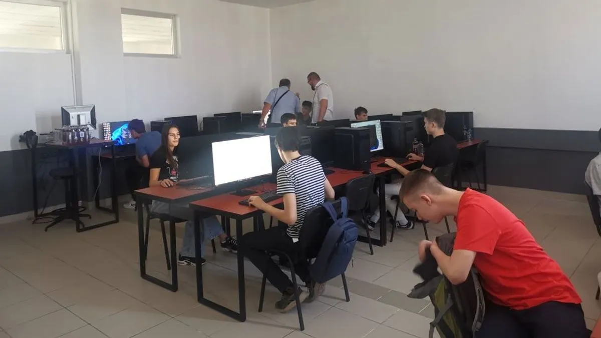 EJOI okuplja najbolje osnovce Evrope kako bi odmjerili znanje i vještine u algoritamskom razmišljanju i programiranju