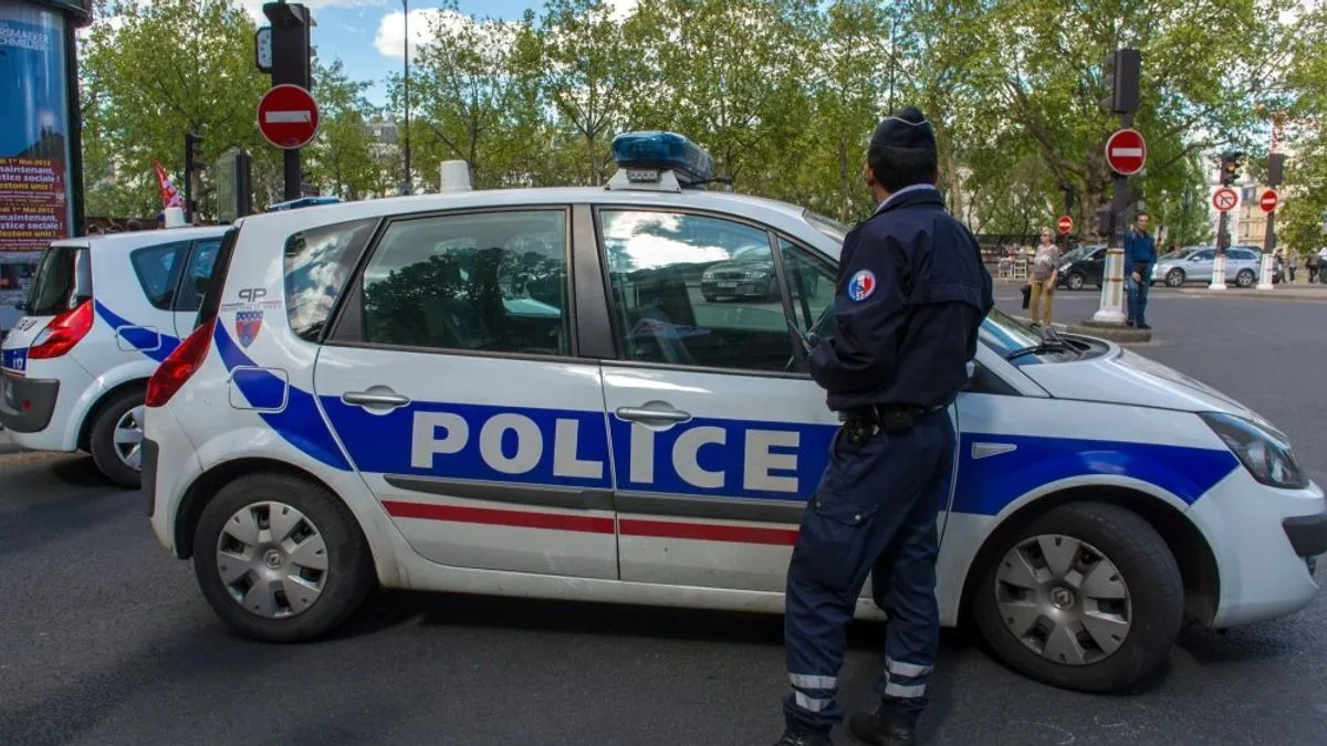 Prema njegovim riječima, želio je pobjeći od ogromnih dugova i straha za sigurnost sebe i svoje porodice.