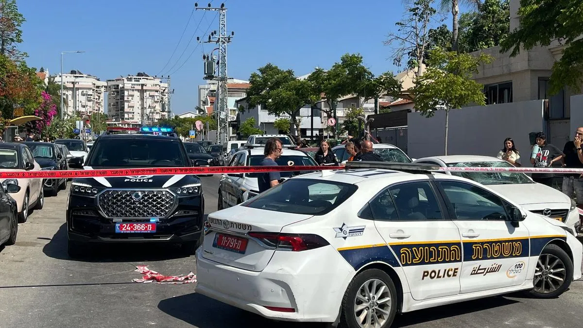 Huti tvrde da time iskazuju podršku Palestincima u Gazi, posebno nakon izbijanja rata između Izraela i Hamasa u oktobru 2023. godine.