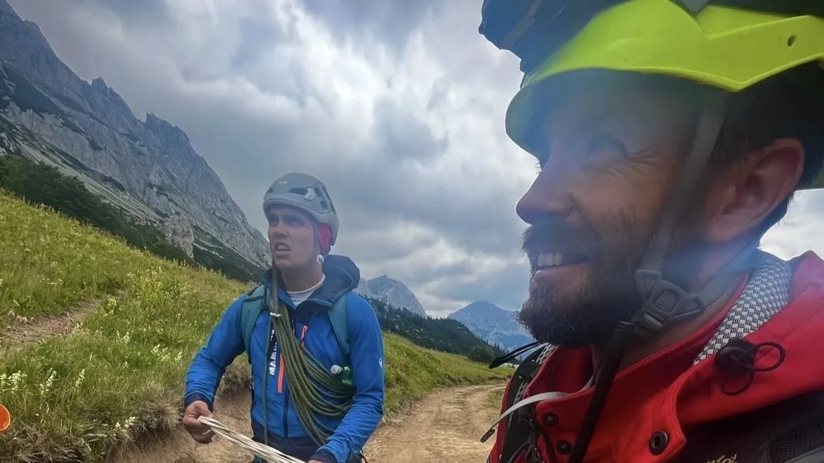 Prema zvaničnoj objavi GSS Foča, akcija spašavanja pokrenuta je u subotu, nakon dojave rendžera Nacionalnog parka 'Sutjeska'.