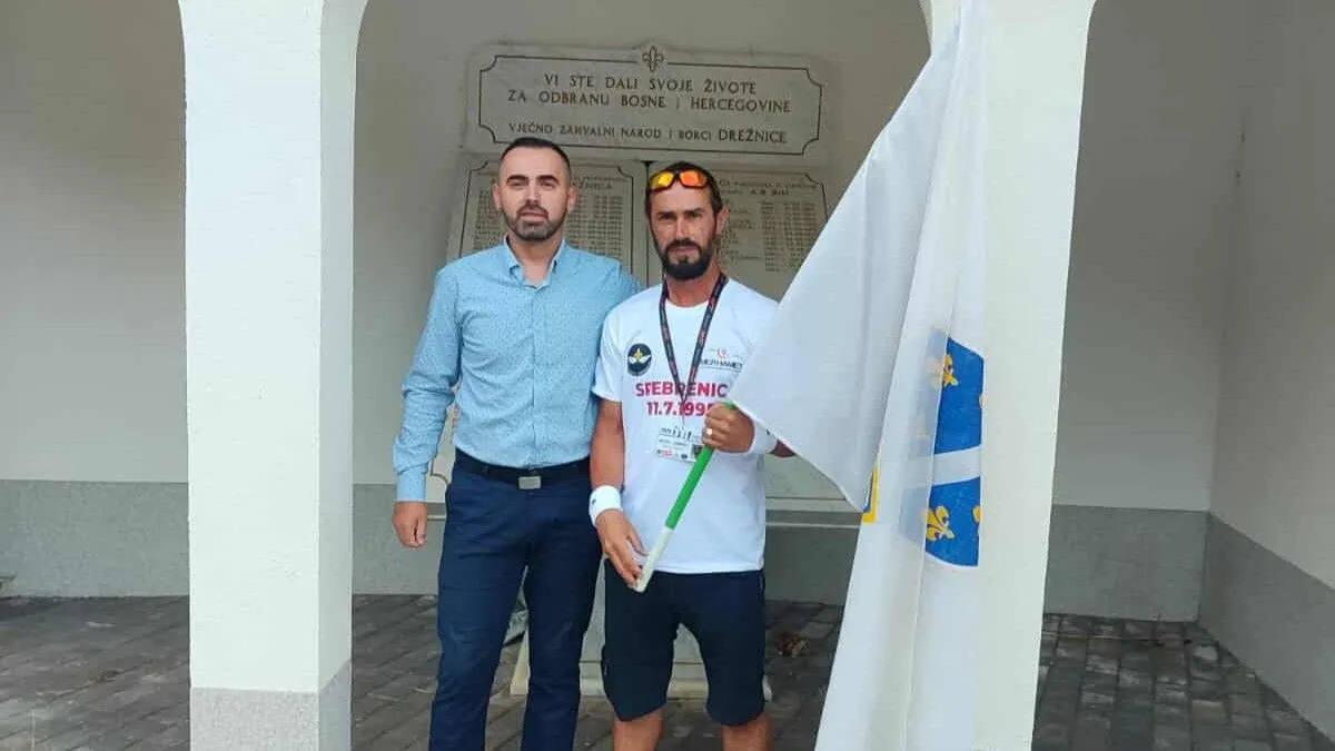 Svake godine, Ramiz se iznova suočava s vlastitim bolom, ali i s ponosom koji nosi iz Drežnice.