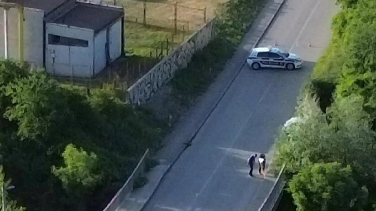 Vozač je preminuo istog dana tokom transporta i pružanja hitne medicinske pomoći.