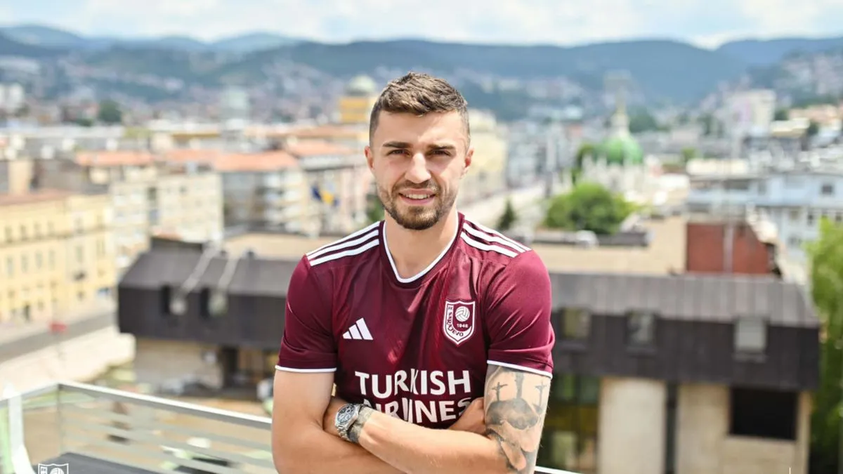 U Sarajevo dolazi iz FC Buzăua, člana rumunske Superlige, za koji je u protekloj sezoni zabilježio 26 nastupa