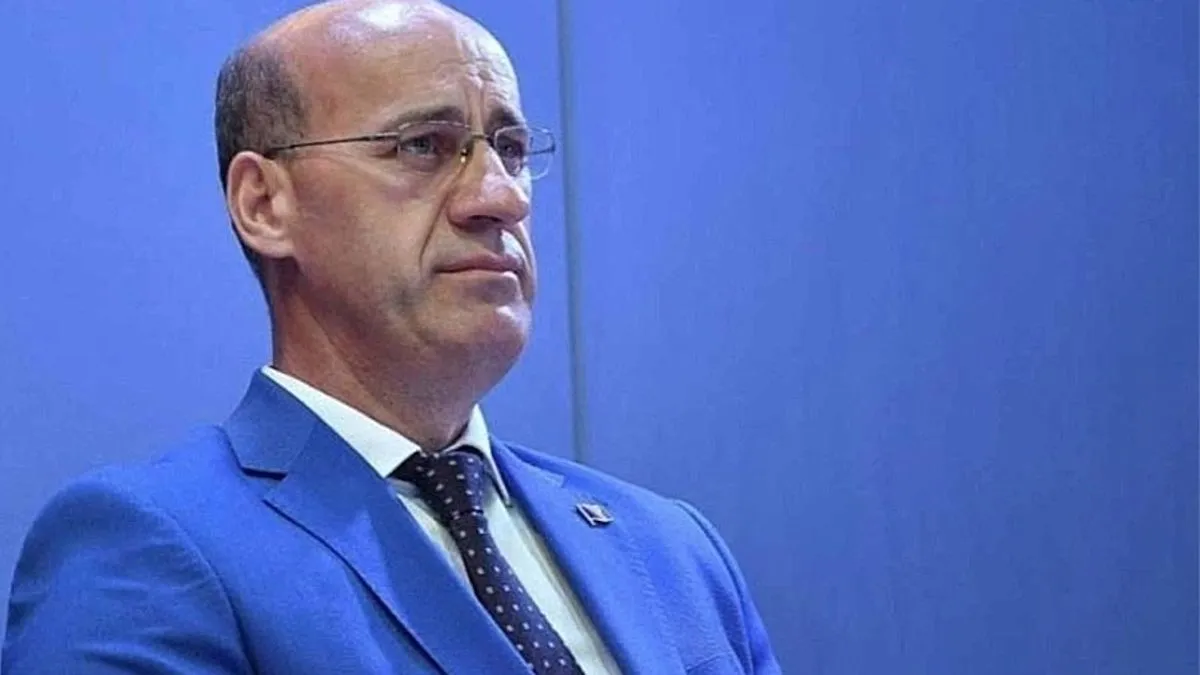 Državni organi i oni koji se nalaze u njima u ovom slučaju izborna komisija i tužilastvo BiH moraju poduzeti konkretne korake protiv odgovornih za nepoštivanje Ustava